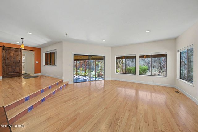 329 River Road, Dayton, NV 89403