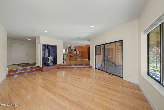 329 River Road, Dayton, NV 89403