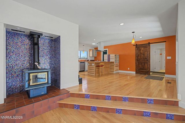 329 River Road, Dayton, NV 89403