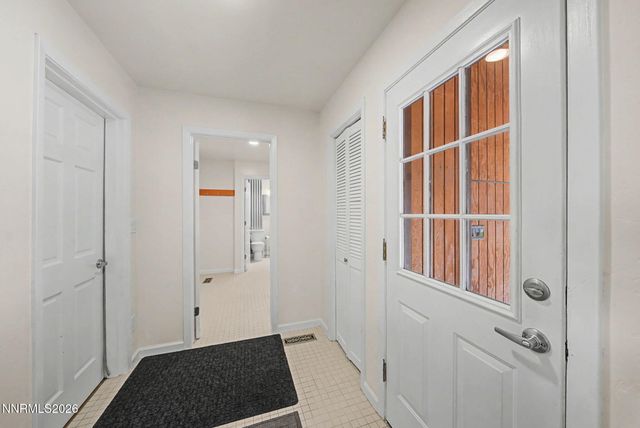 329 River Road, Dayton, NV 89403