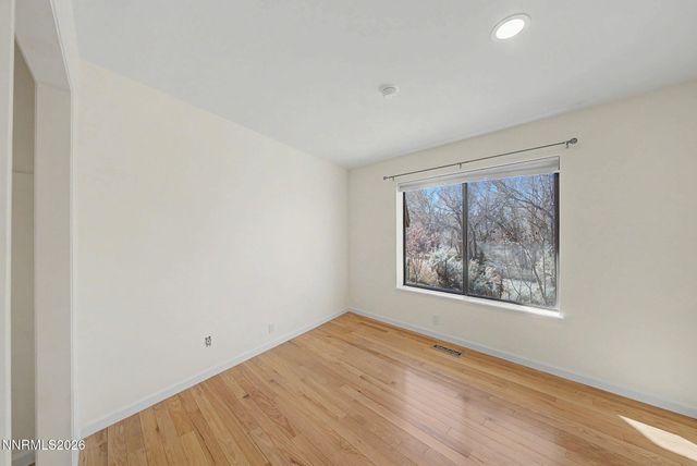 329 River Road, Dayton, NV 89403