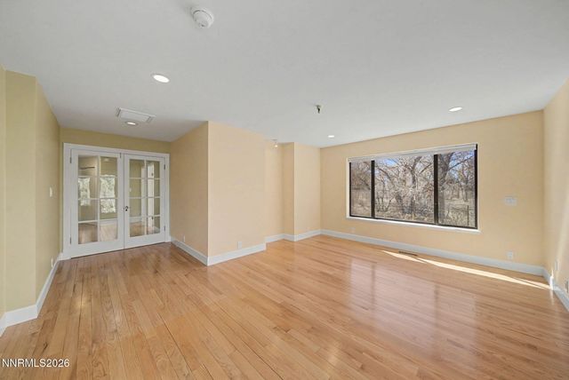 329 River Road, Dayton, NV 89403