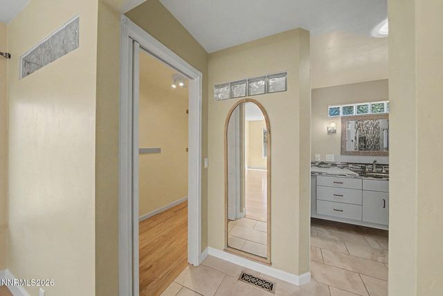 329 River Road, Dayton, NV 89403