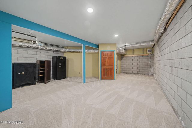 329 River Road, Dayton, NV 89403