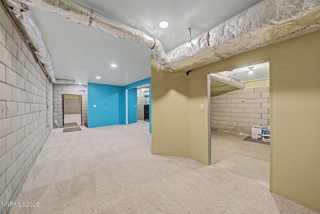 329 River Road, Dayton, NV 89403