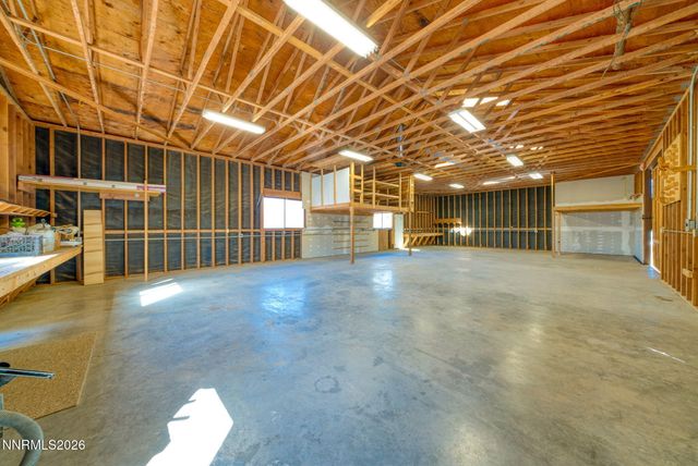 329 River Road, Dayton, NV 89403