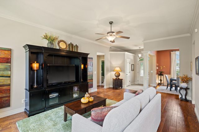 7100 MADISON CREEK DR, Columbia, MO 65203
