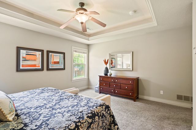 7100 MADISON CREEK DR, Columbia, MO 65203