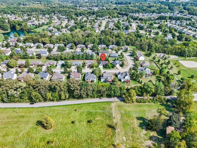 7100 MADISON CREEK DR, Columbia, MO 65203