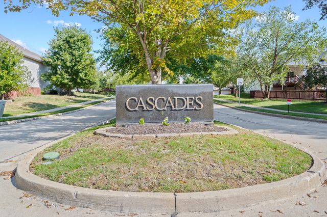 7100 MADISON CREEK DR, Columbia, MO 65203