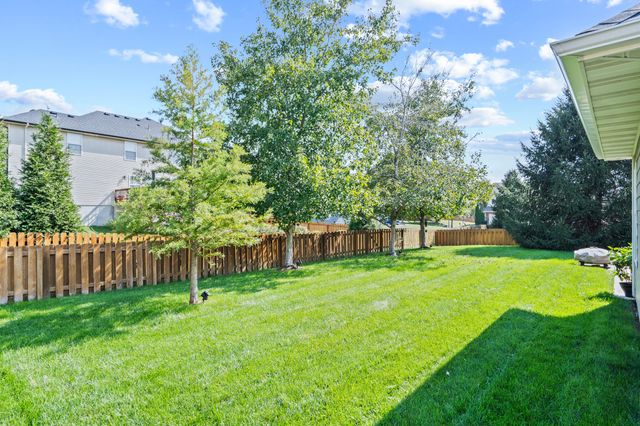 7100 MADISON CREEK DR, Columbia, MO 65203