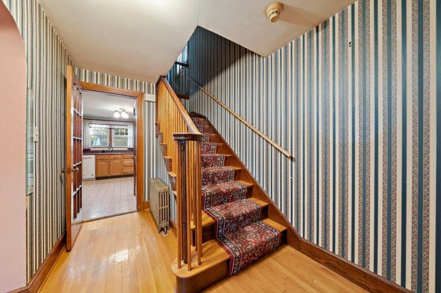 50 Lyons St, Quincy, MA 02169