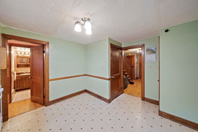 50 Lyons St, Quincy, MA 02169