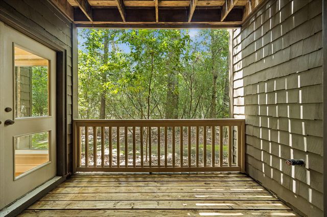250 Sugarberry Circle 250, Houston, TX 77024