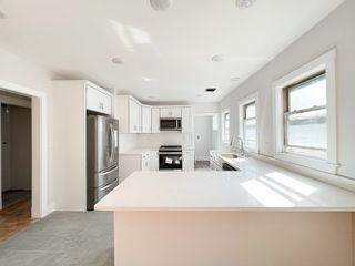 212 Derby 212, Newton, MA 02465