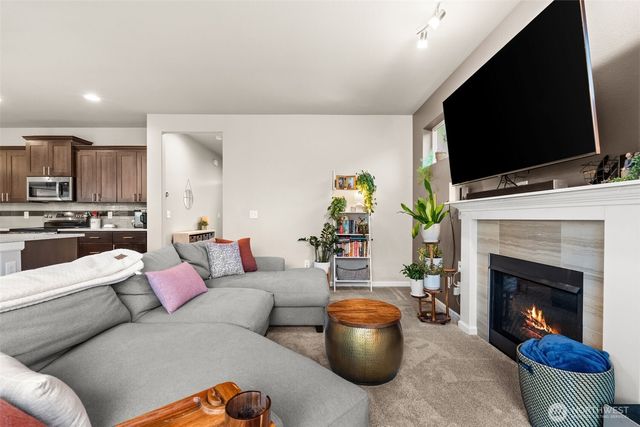 7114 Tahoe Drive SE, Tumwater, WA 98501