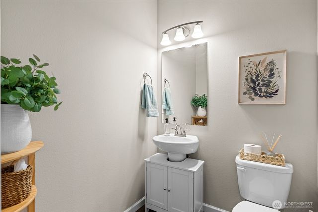 7114 Tahoe Drive SE, Tumwater, WA 98501