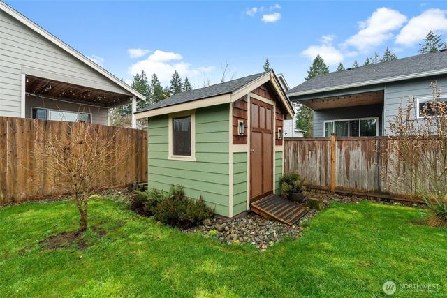 7114 Tahoe Drive SE, Tumwater, WA 98501
