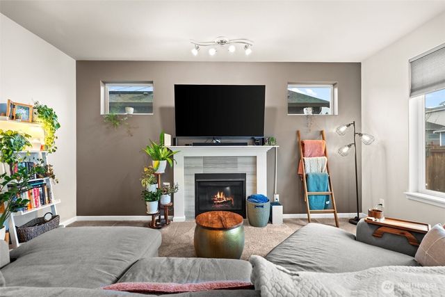 7114 Tahoe Drive SE, Tumwater, WA 98501