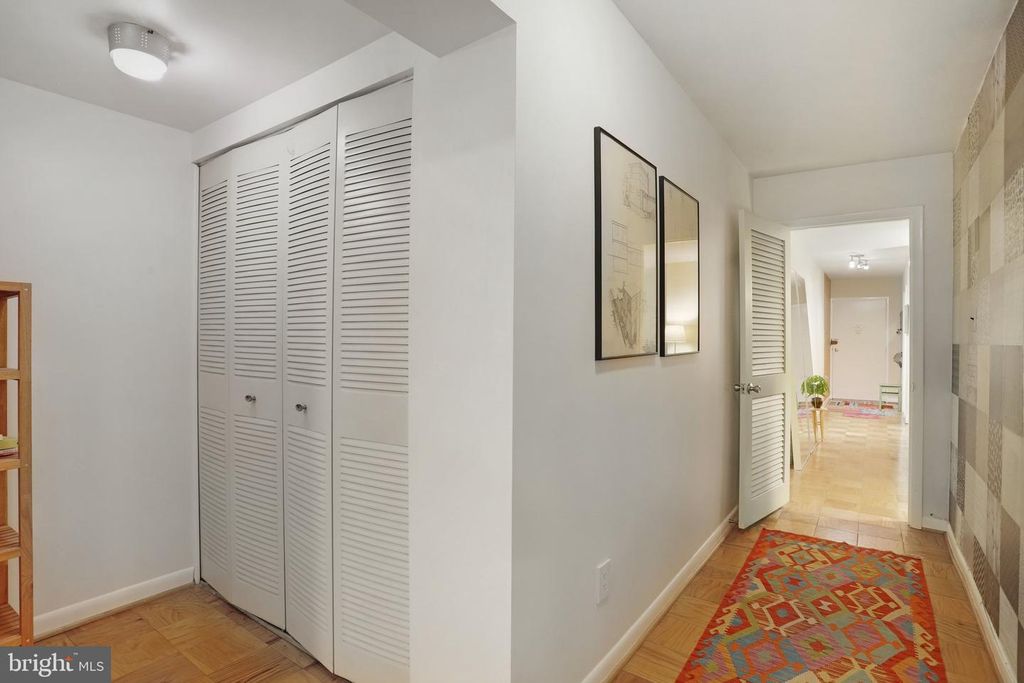Image 26 of property listing at 10607 MONTROSE AVE #M-3, Bethesda, MD 20814