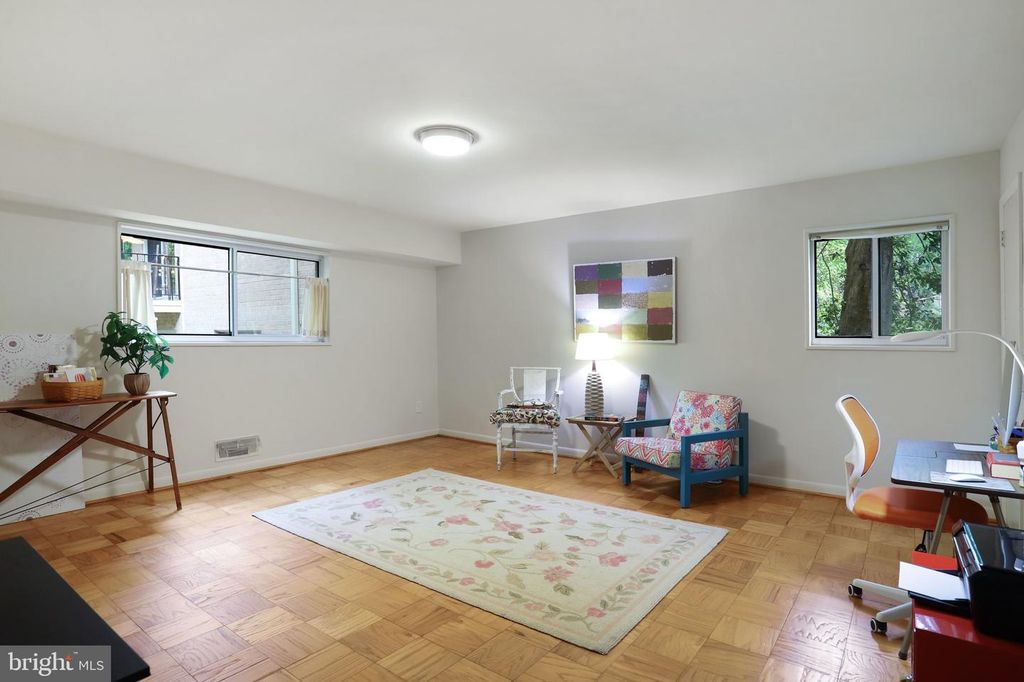 Image 30 of property listing at 10607 MONTROSE AVE #M-3, Bethesda, MD 20814