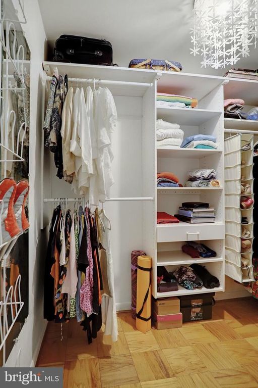 Image 36 of property listing at 10607 MONTROSE AVE #M-3, Bethesda, MD 20814