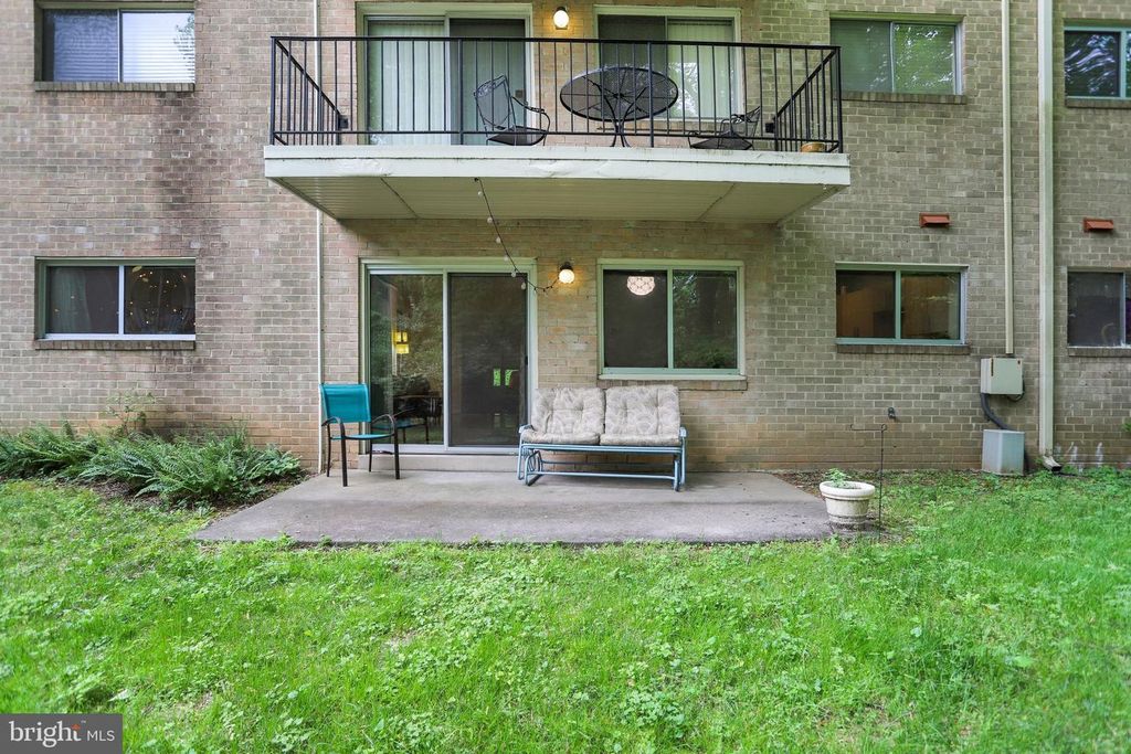 Image 41 of property listing at 10607 MONTROSE AVE #M-3, Bethesda, MD 20814