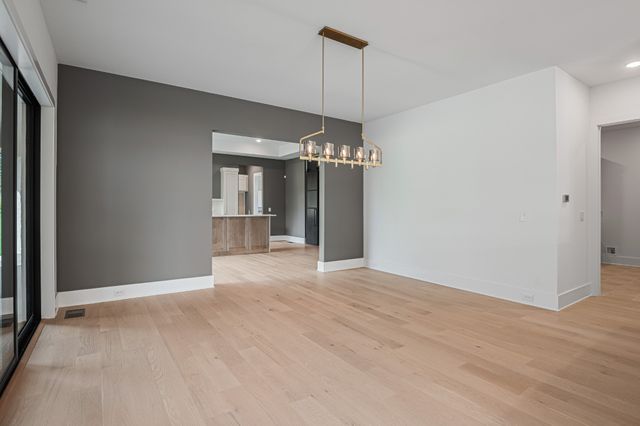 8122 Boiling Springs Pl, Brentwood, TN 37027