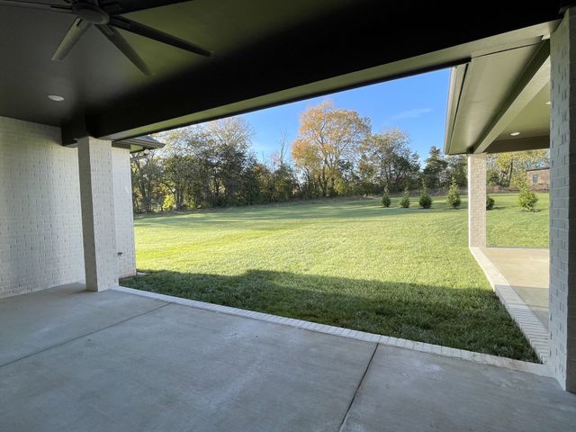 8122 Boiling Springs Pl, Brentwood, TN 37027