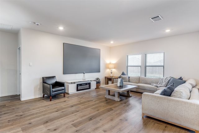 6545 Waterfall Lane, Princeton, TX 75407