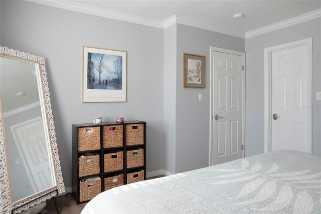 215 SEAHORSE DRIVE SE D, St Petersburg, FL 33705