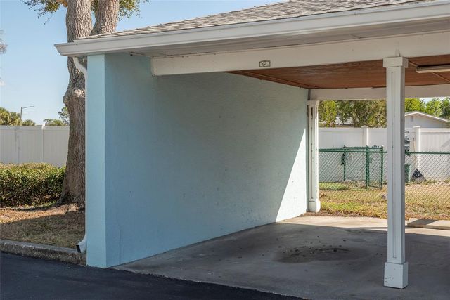 215 SEAHORSE DRIVE SE D, St Petersburg, FL 33705