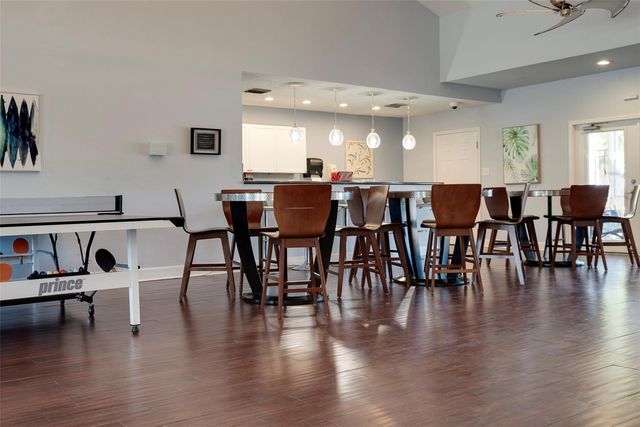 215 SEAHORSE DRIVE SE D, St Petersburg, FL 33705