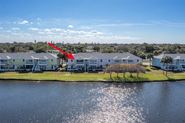 215 SEAHORSE DRIVE SE D, St Petersburg, FL 33705