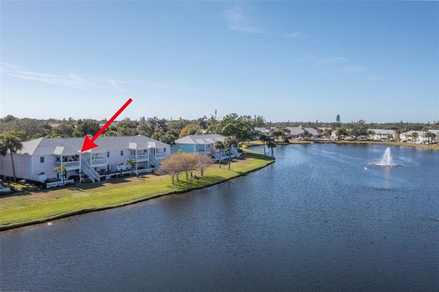 215 SEAHORSE DRIVE SE D, St Petersburg, FL 33705