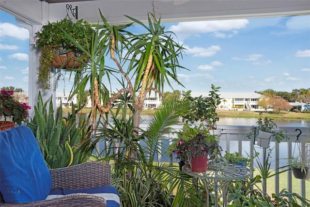 215 SEAHORSE DRIVE SE D, St Petersburg, FL 33705