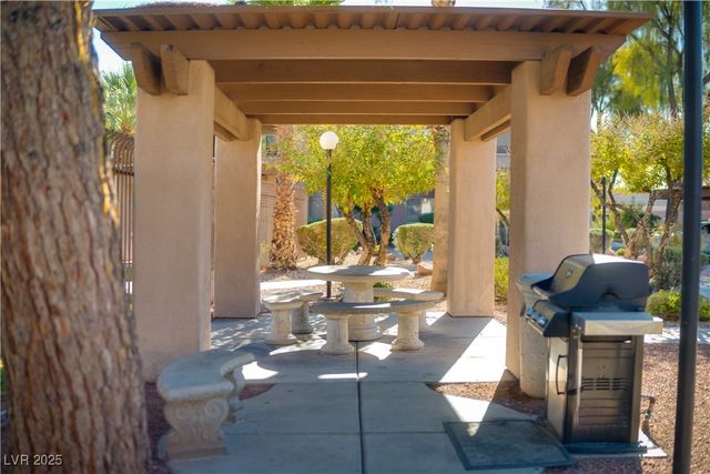 5751 East Hacienda Avenue 256, Las Vegas, NV 89122