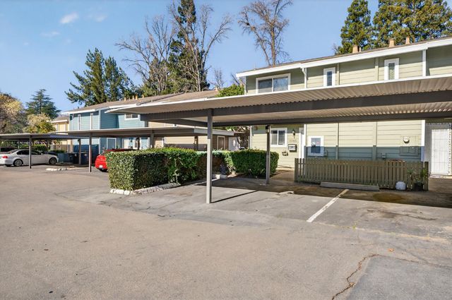 6146 Shadow Ln, Citrus Heights, CA 95621