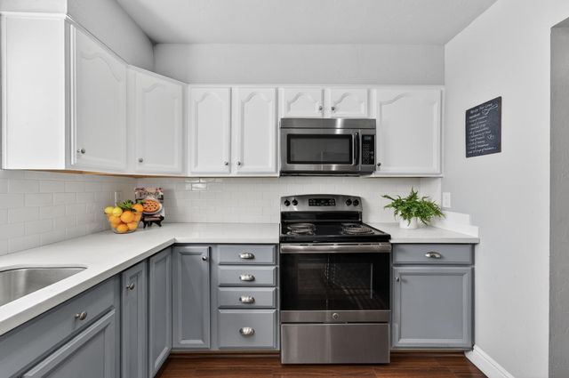 6146 Shadow Ln, Citrus Heights, CA 95621