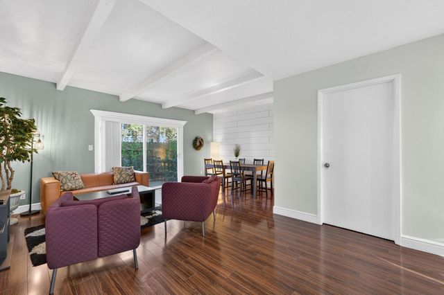 6146 Shadow Ln, Citrus Heights, CA 95621