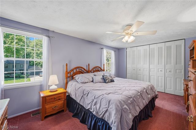 1370 Bittersweet Drive NE, Warren, OH 44484