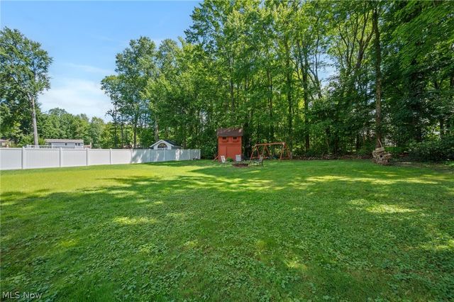1370 Bittersweet Drive NE, Warren, OH 44484