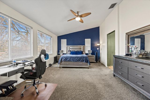 9820 Spring View Way, Elk Grove, CA 95757