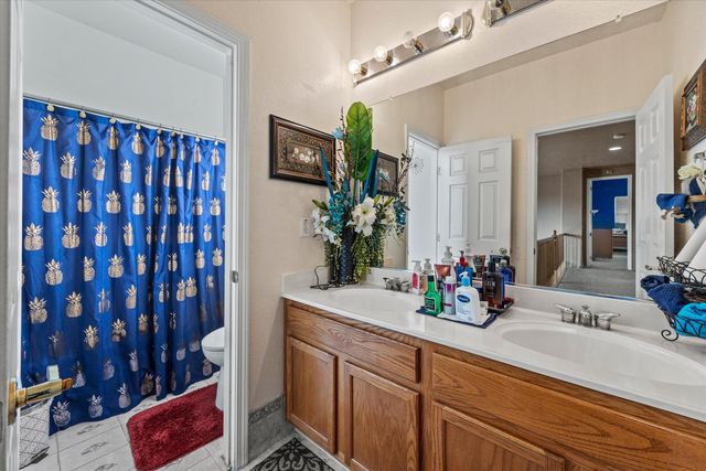 9820 Spring View Way, Elk Grove, CA 95757