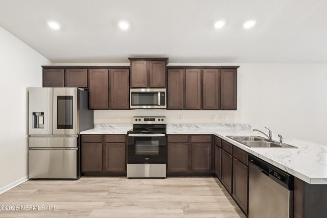 8076 DANCING FOX Street, Jacksonville, FL 32222