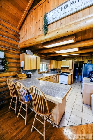27 N Baker Road, Salmon, ID 83467