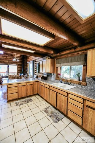 27 N Baker Road, Salmon, ID 83467
