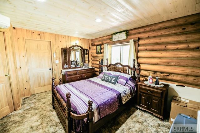 27 N Baker Road, Salmon, ID 83467