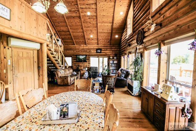 27 N Baker Road, Salmon, ID 83467