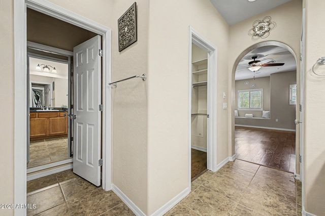 3935 E ROUGH RIDER Road 1119, Phoenix, AZ 85050